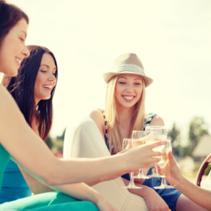 Enterrement de vie de jeune fille dans le désert