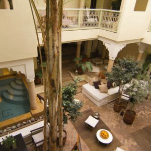 Riad à Marrakech et Lodge dans le désert d'Agafay